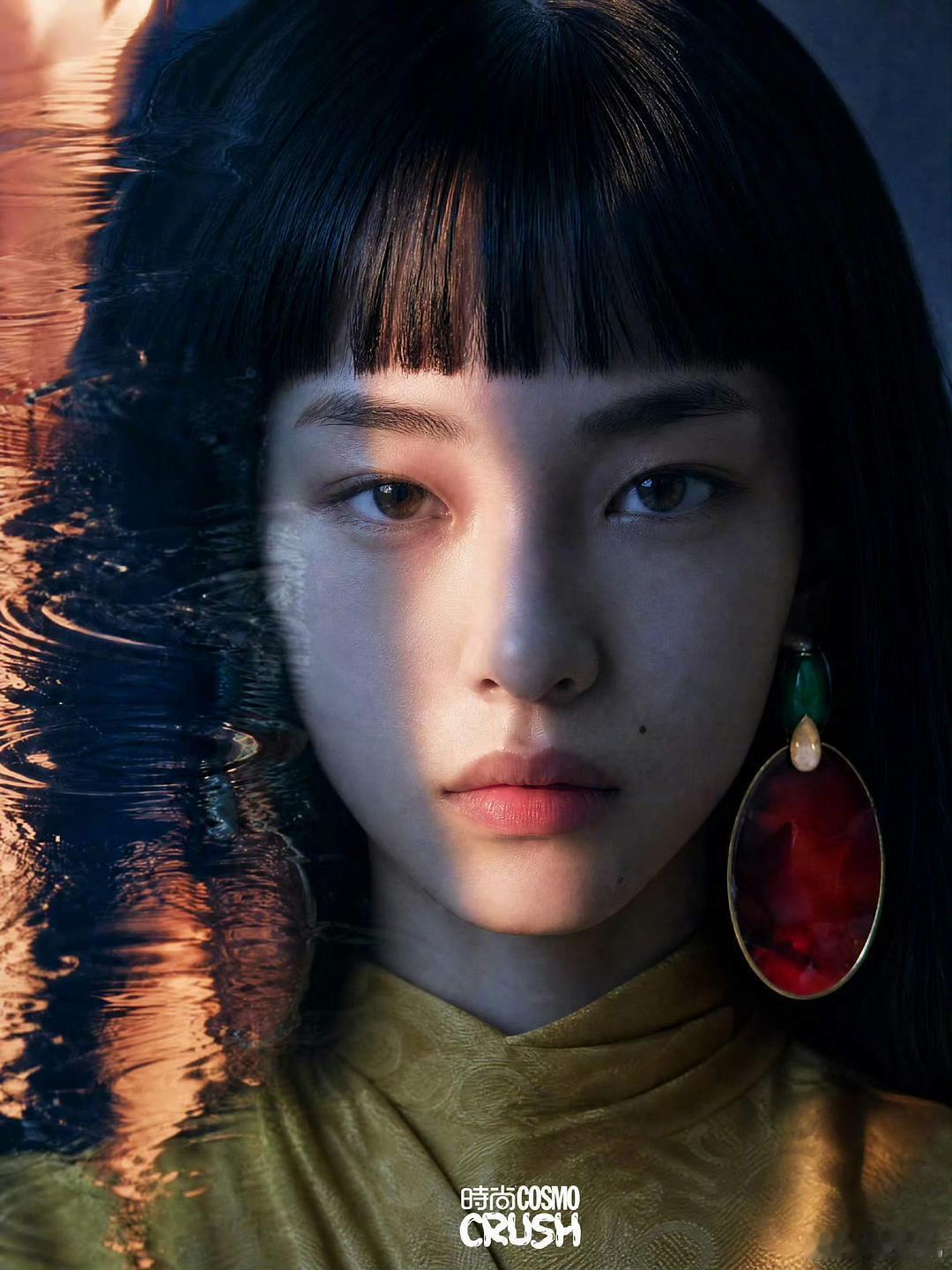 “被裁掉的女孩”ai剧里的女主竟然登上了时尚杂志，恕我眼拙，真的看不出ai感，顶