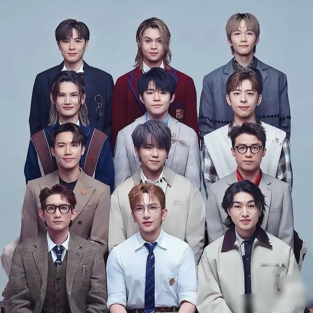 终于理解，为什么姜涛是港娱顶流。图中是香港新生代明星 