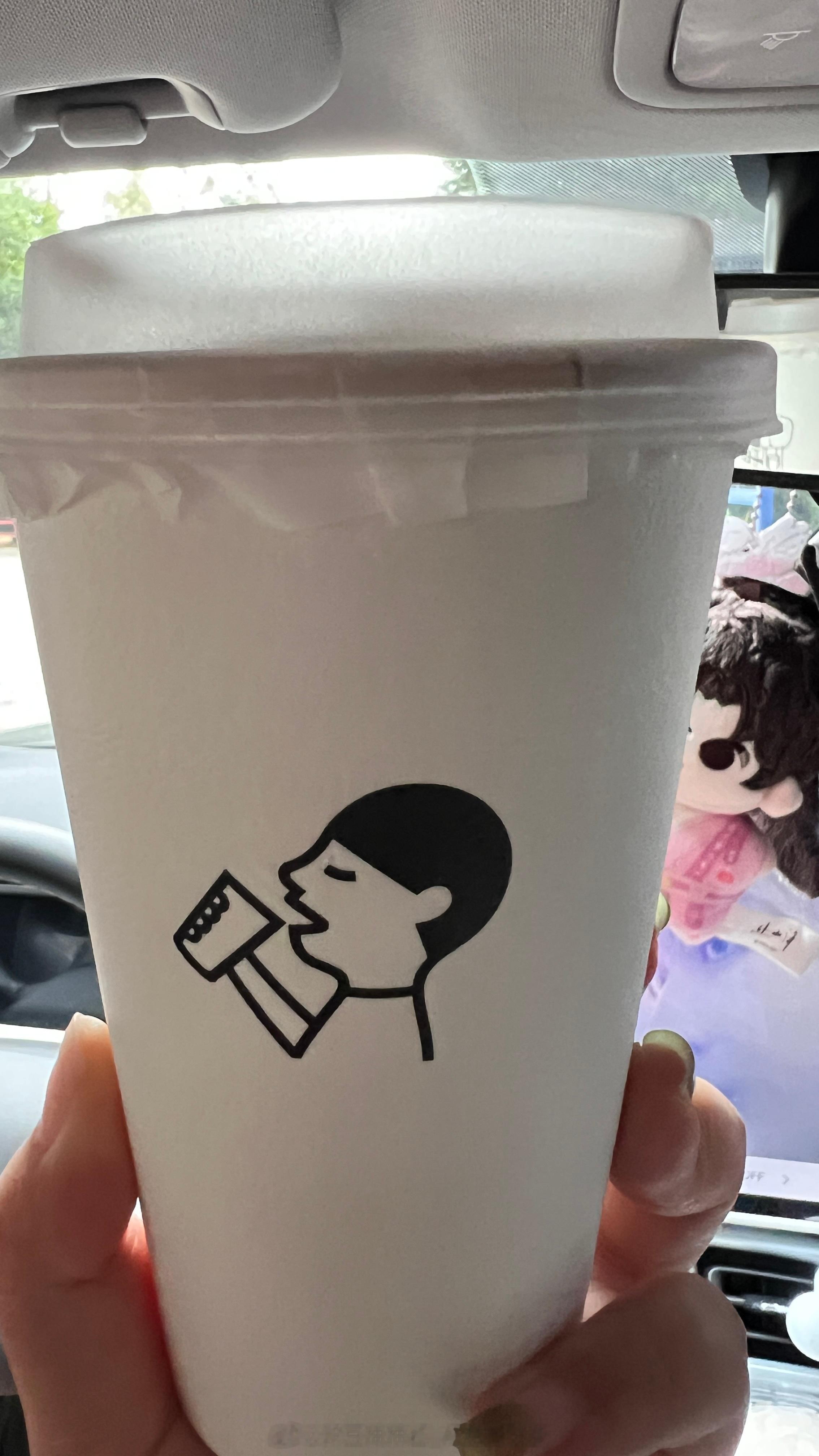 你们都在秀昆山，我秀一下秋天的第一杯奶茶好了😁 