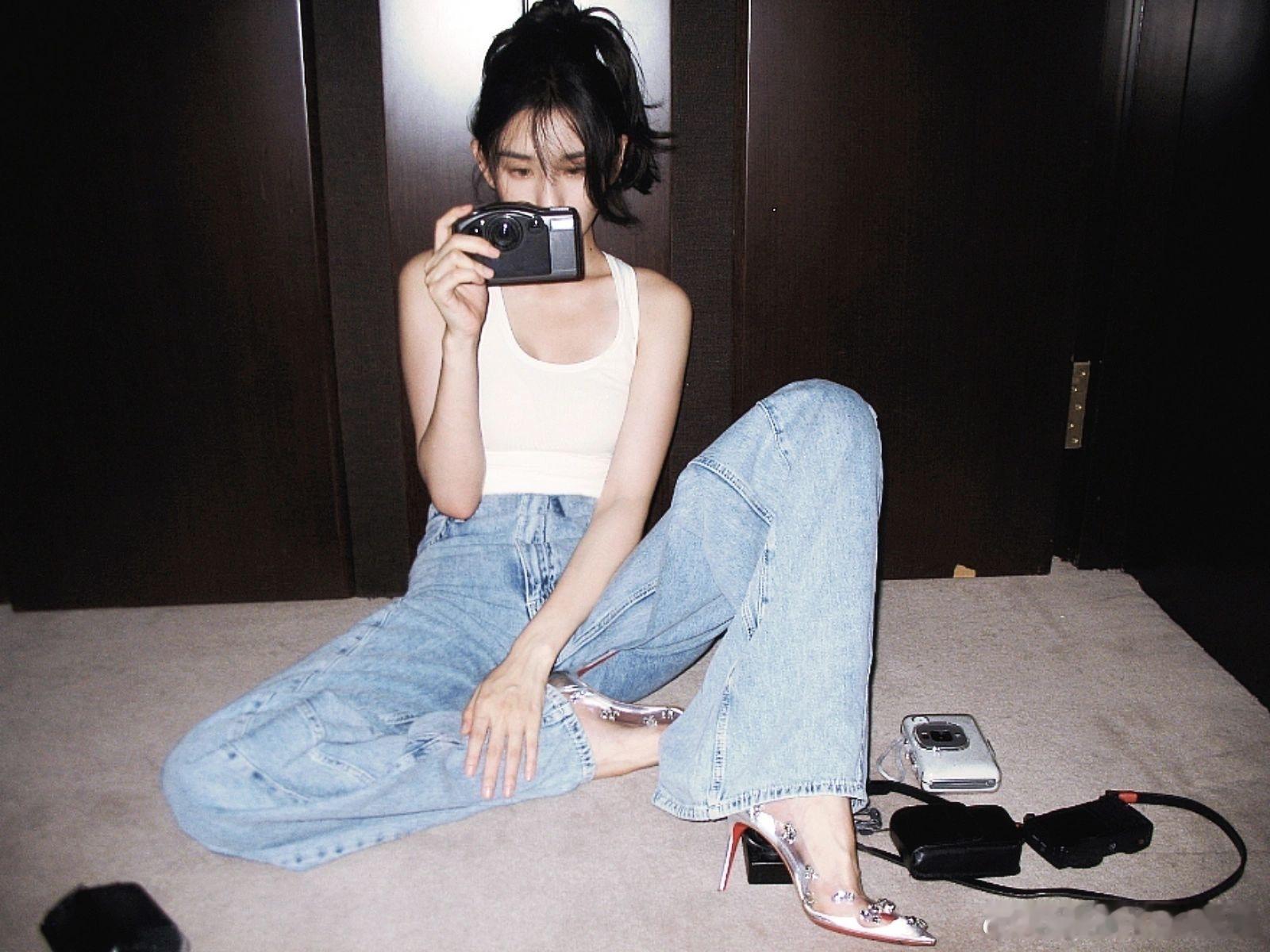 健身房偶遇宋祖儿又美又自律的祖儿[抱一抱] ​​​