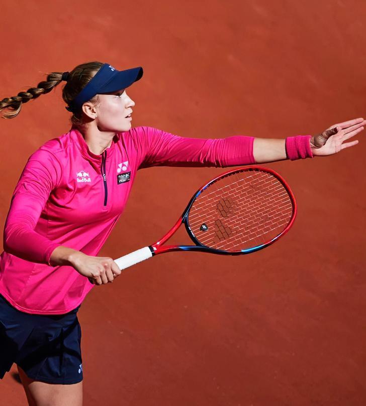 网球界漂亮的女运动员都有谁好多呀，莎娃、莱巴、安娜等等