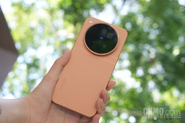vivo X500E通过蓝牙SIG认证 下月或亮相

据外媒报道，vivo此前已