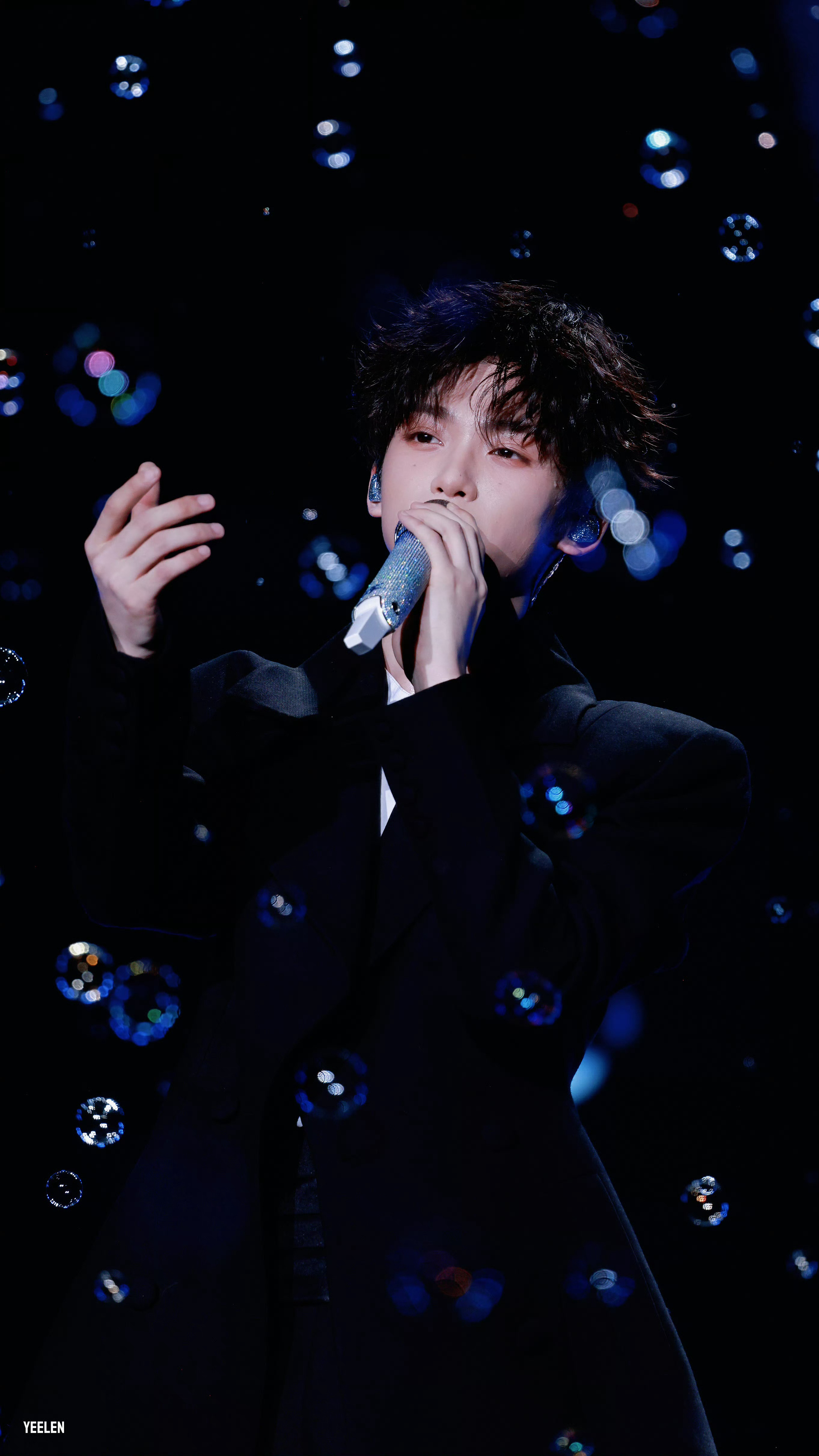 🔮与时代同步伐、与人民共命运，青春的价值才能得到升华。  