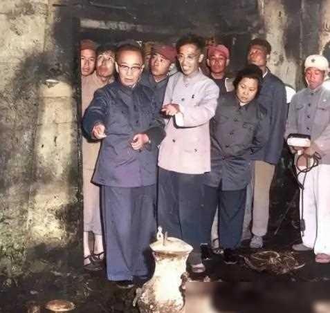 1958年，明史专家吴晗发掘完万历皇帝的定陵后，得寸进尺，又想挖明成祖朱棣的长陵