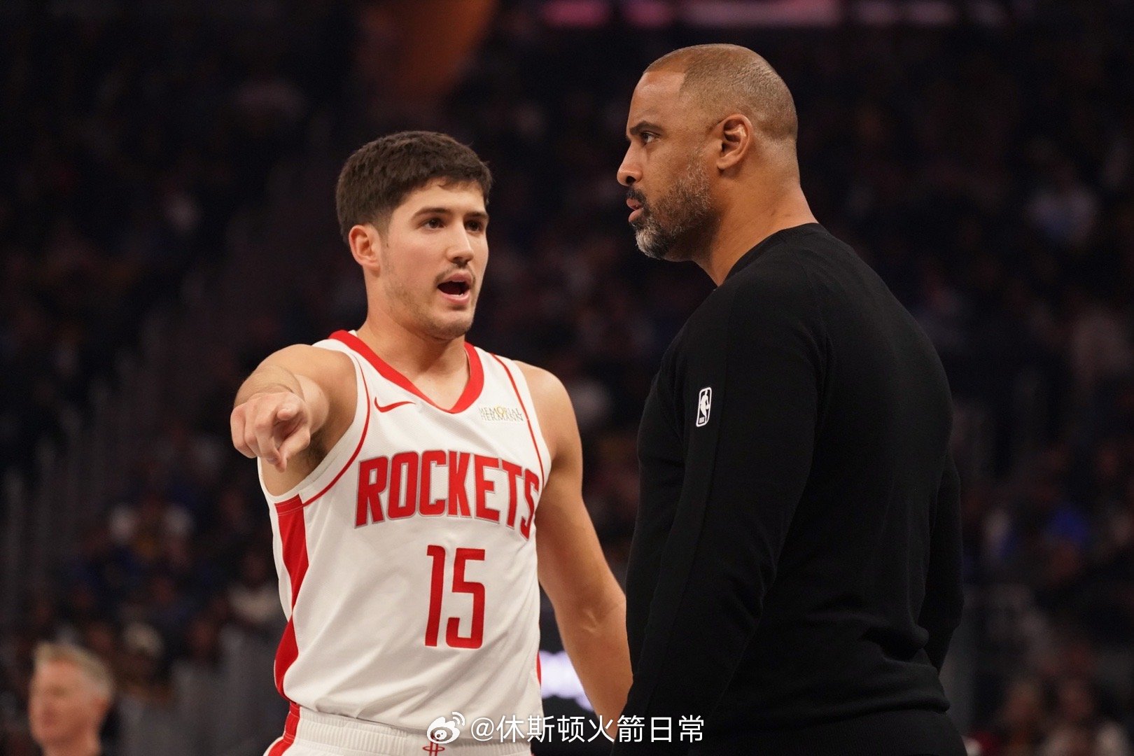 本场比赛谢泼德回到替补，乌度卡表示这是因为对位做出的决定，当被问到明天是否会延续