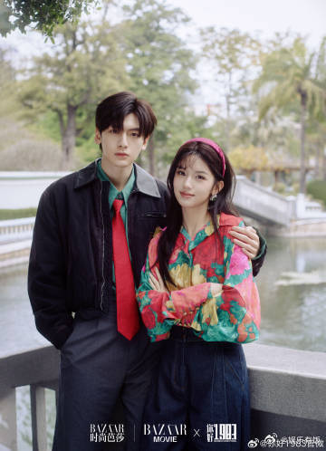 周也给喵娲娲复古穿搭一个夯 晒复古OOTD，被在线认证“晓兰给到一个夯👍”，还