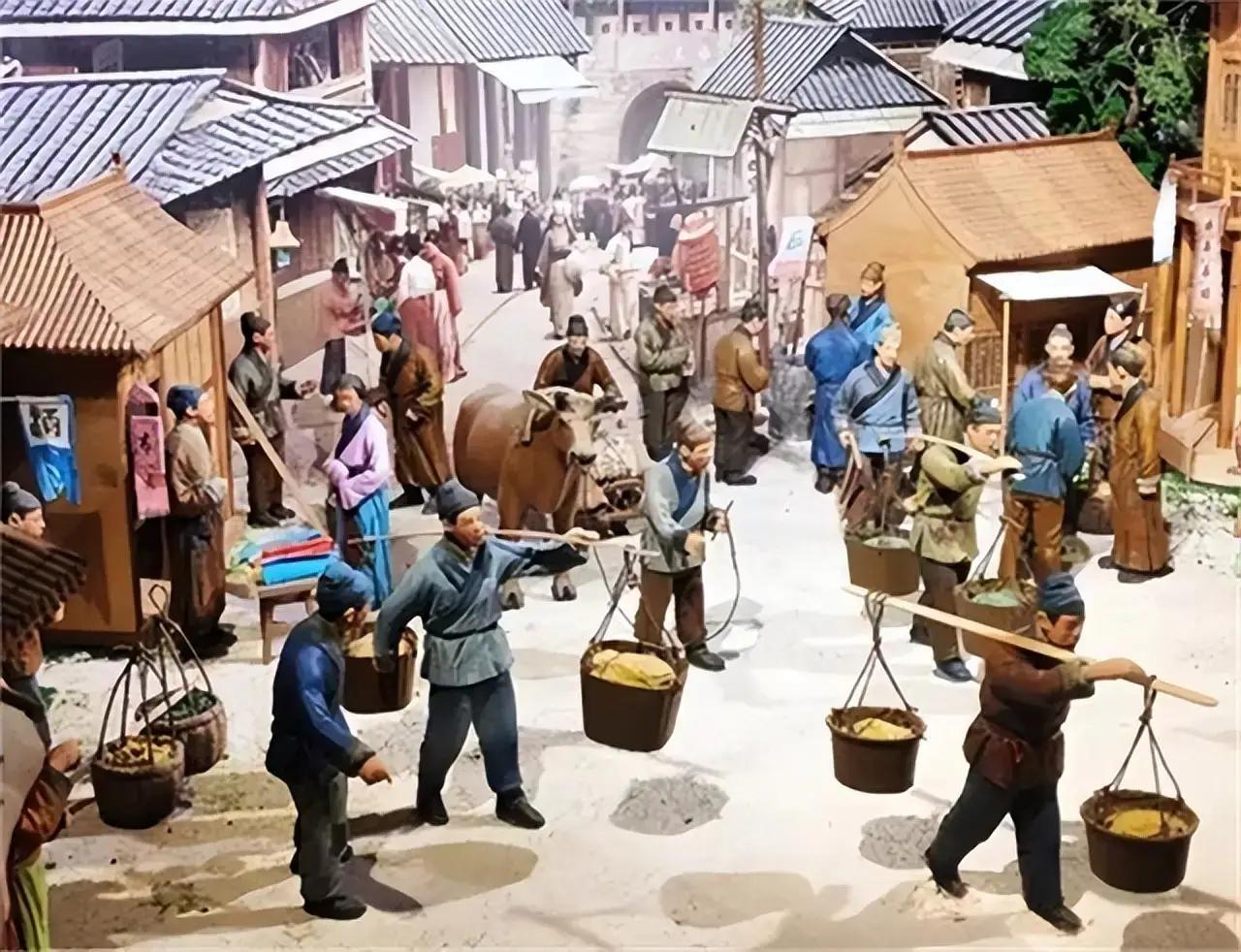 打天下者坐天下、管天下。这就是几千年封建社会的历史，也就是抢地盘做老大。封建帝王