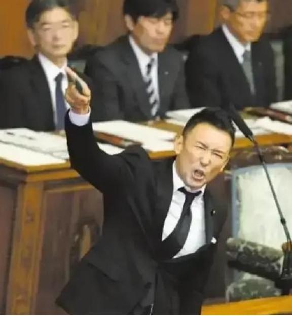 山本太郎在日本国会曾经直言：与中国冲突不是遥远可能，而是现实警告。他说 解放军火