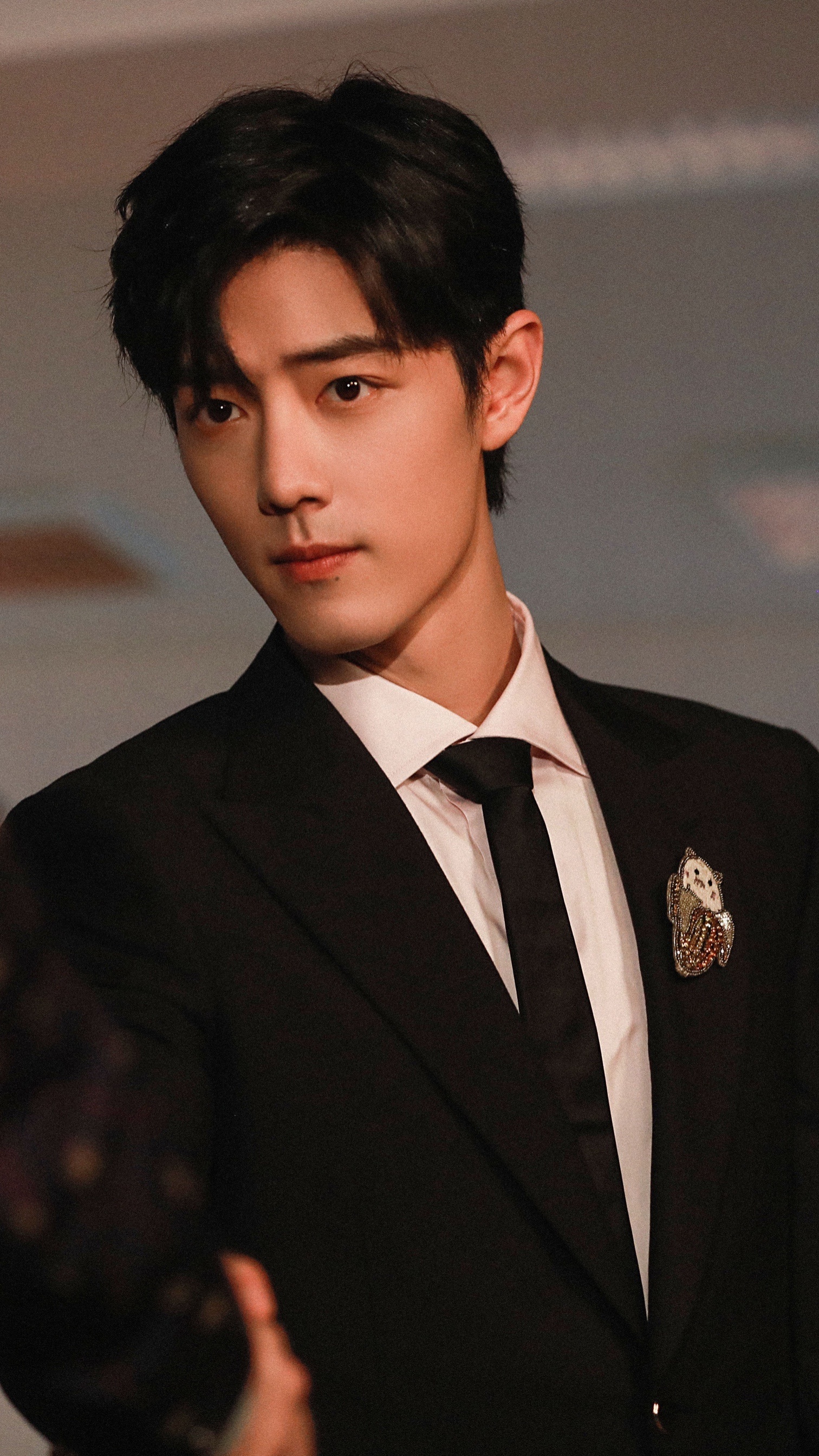 肖战最敬业失踪人口奖 风很温柔，花很浪漫，你很特别。站姐发的早期肖战📮业内人士