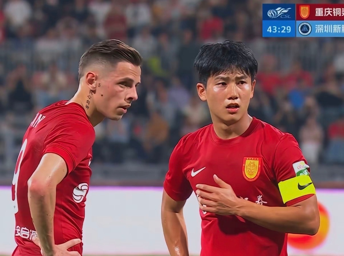 “我心向神”这对有没有搞头，疑似茺清队第一对中外配 