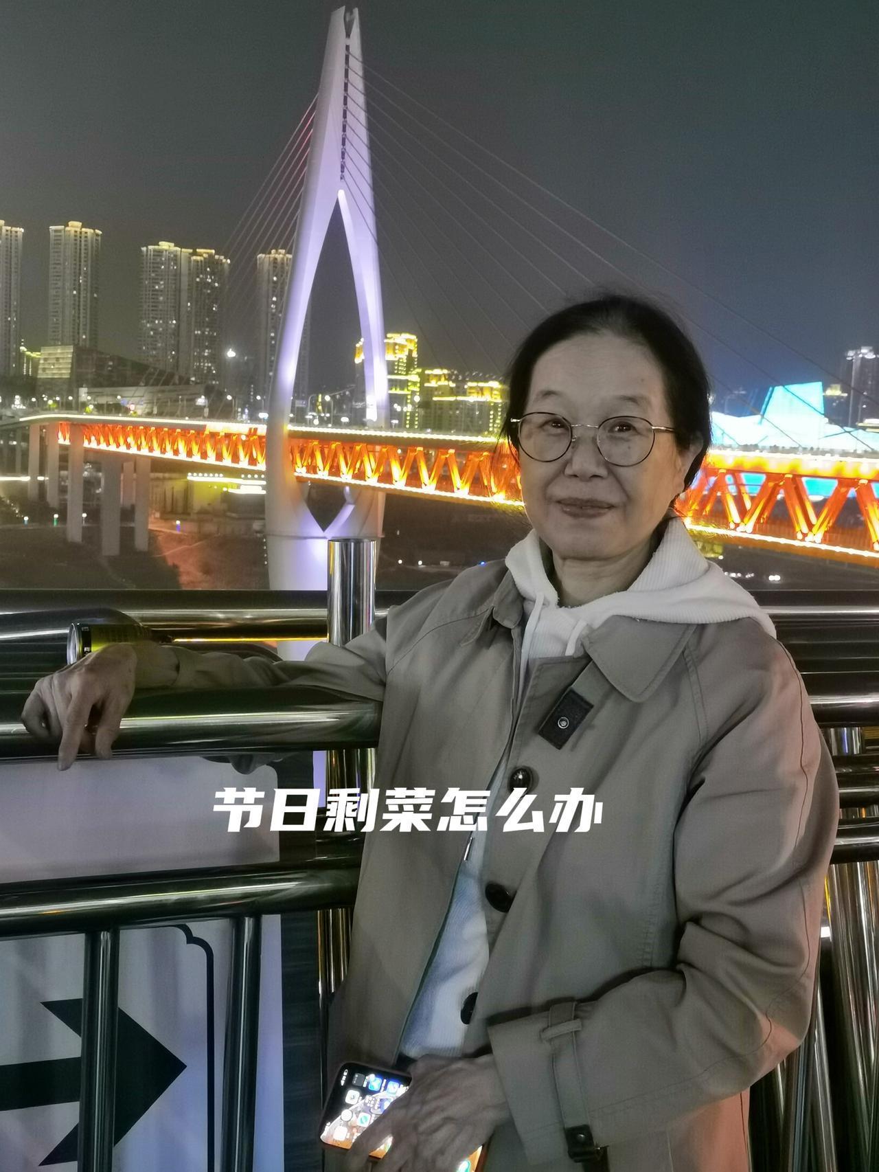 剩菜保存的误区
春节了，全家都会团圆、聚餐，可能剩下不少菜，舍不得丢掉，都习惯把