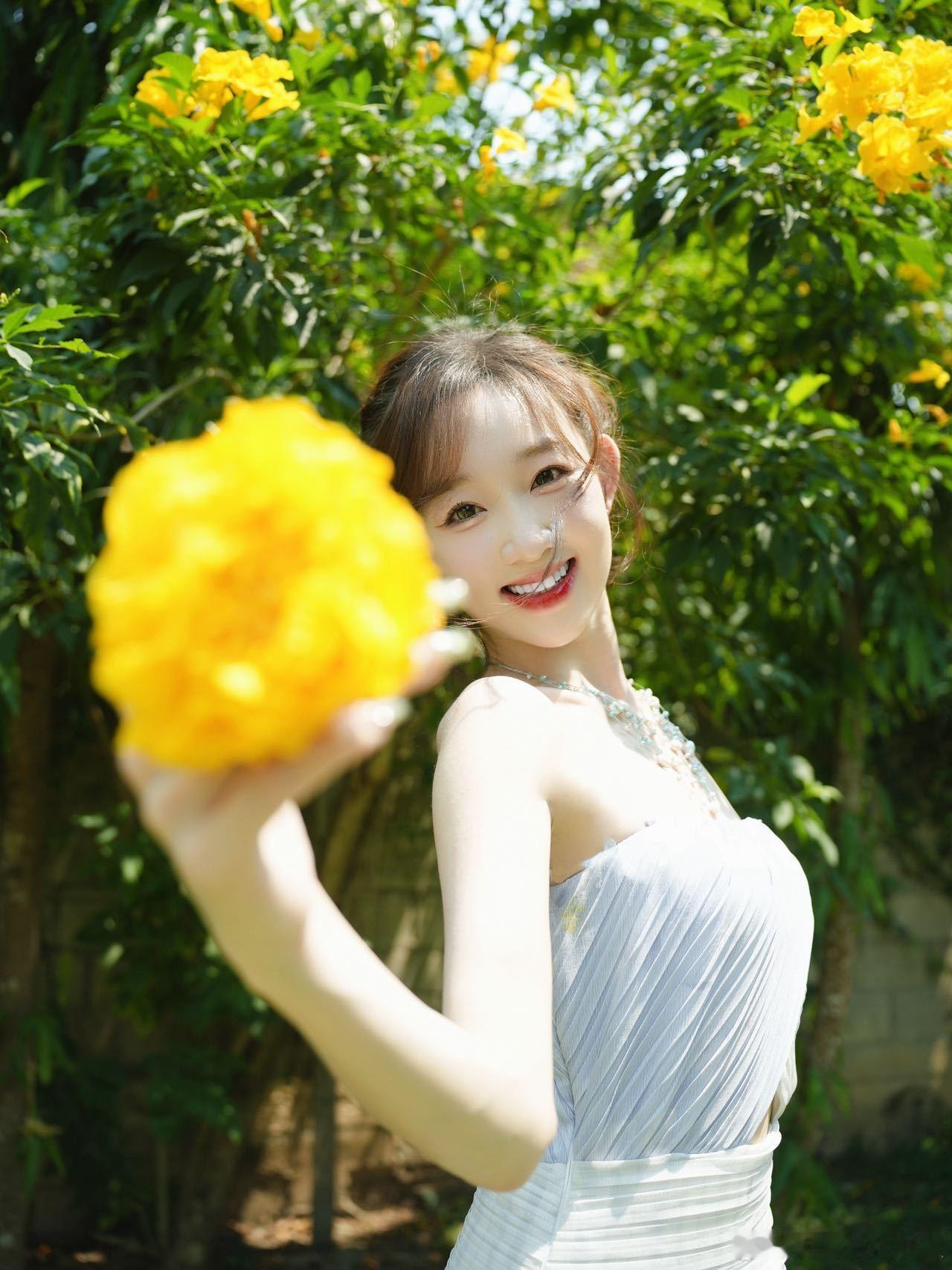 李子璇新歌BUBU 暗恋的完整心路全在这首新歌《BUBU》里：从犹豫、自我怀疑到