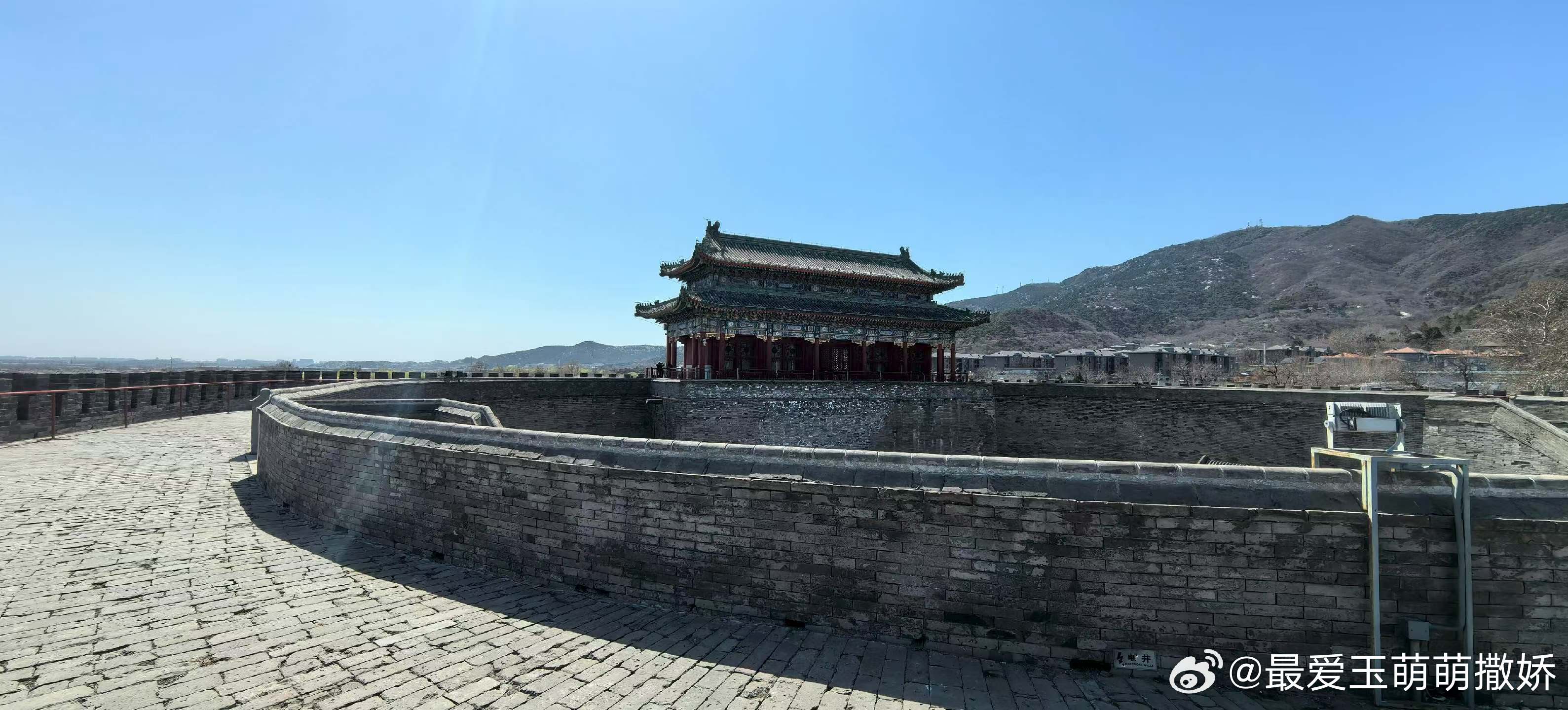 生活手记烟火人间里，自我丰盈才是终身课题，婚姻从不是人生的必答题，而是锦上添花的