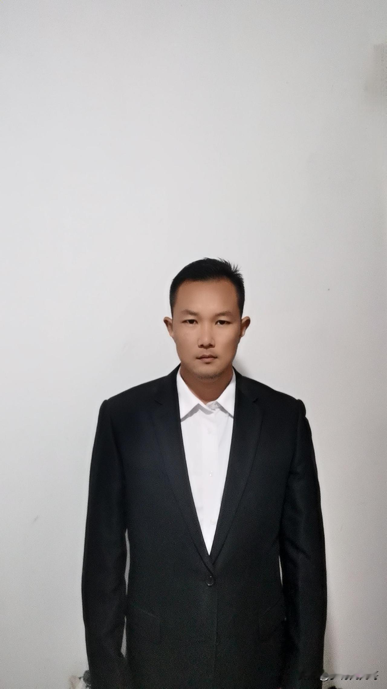 今日我成都光伏大会现场采访威尔士大学教授马丁—格林，“太阳能之父”，人生真的荣幸