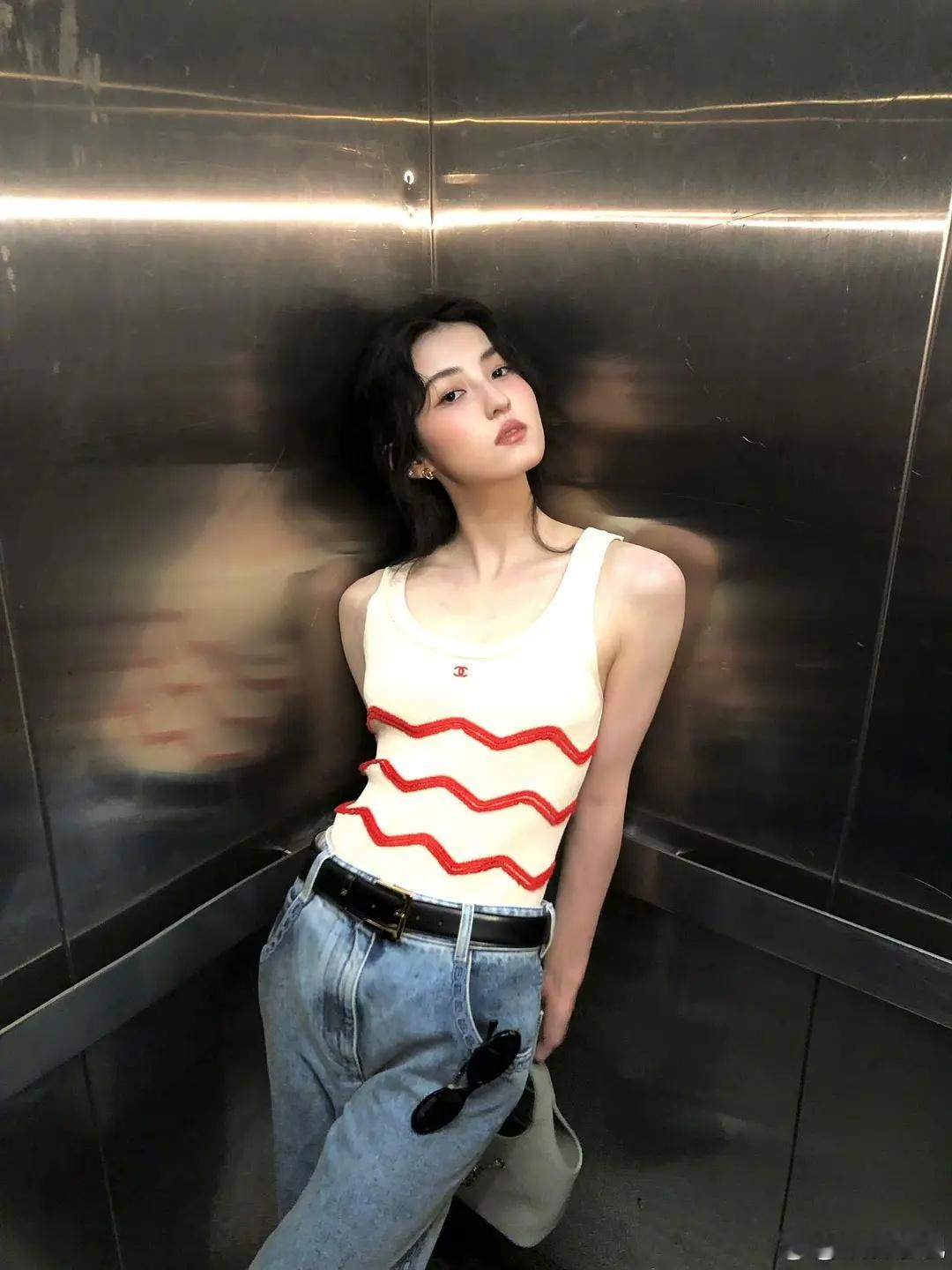 哇塞 张子枫这组状态好好好啊！ 