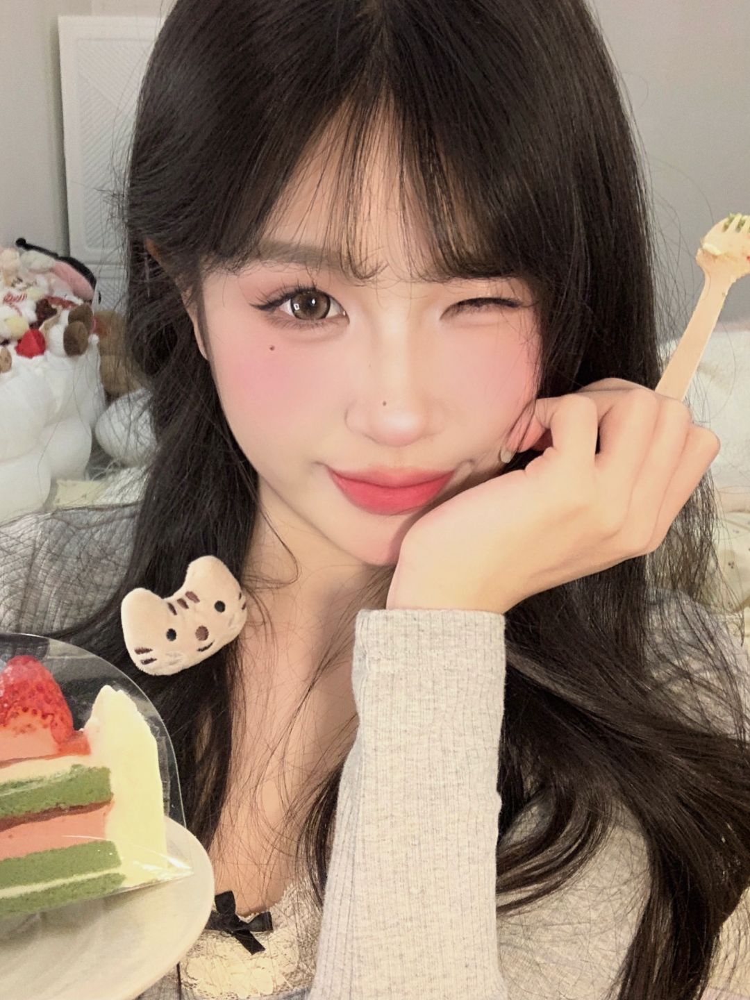 和奶油蛋糕互动拍照好可爱!!