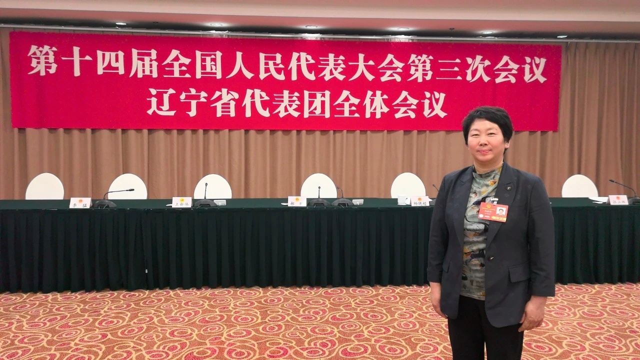 47岁的郭庆莉，家住辽宁省锦州市义县九道岭镇孙柏屯村，长期扎根基层农村的她，对农