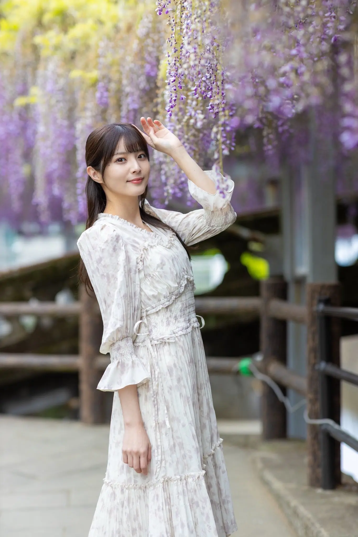 樱下白裙 温柔风 初恋裙 碎花连衣裙 淡黄的长裙