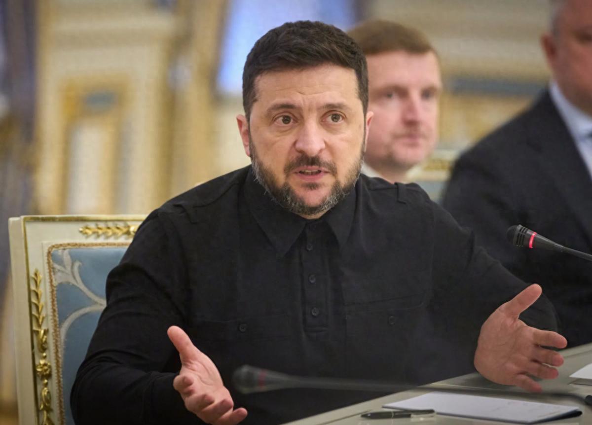 泽连斯基可能到现在也没想明白，为什么自己只是威胁了一个“亲俄”的总理，却把整个匈