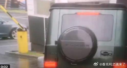 全员放假，他回来工作天空体育透露伊萨克今早现身纽卡斯尔联训练基地。他是唯一到场的