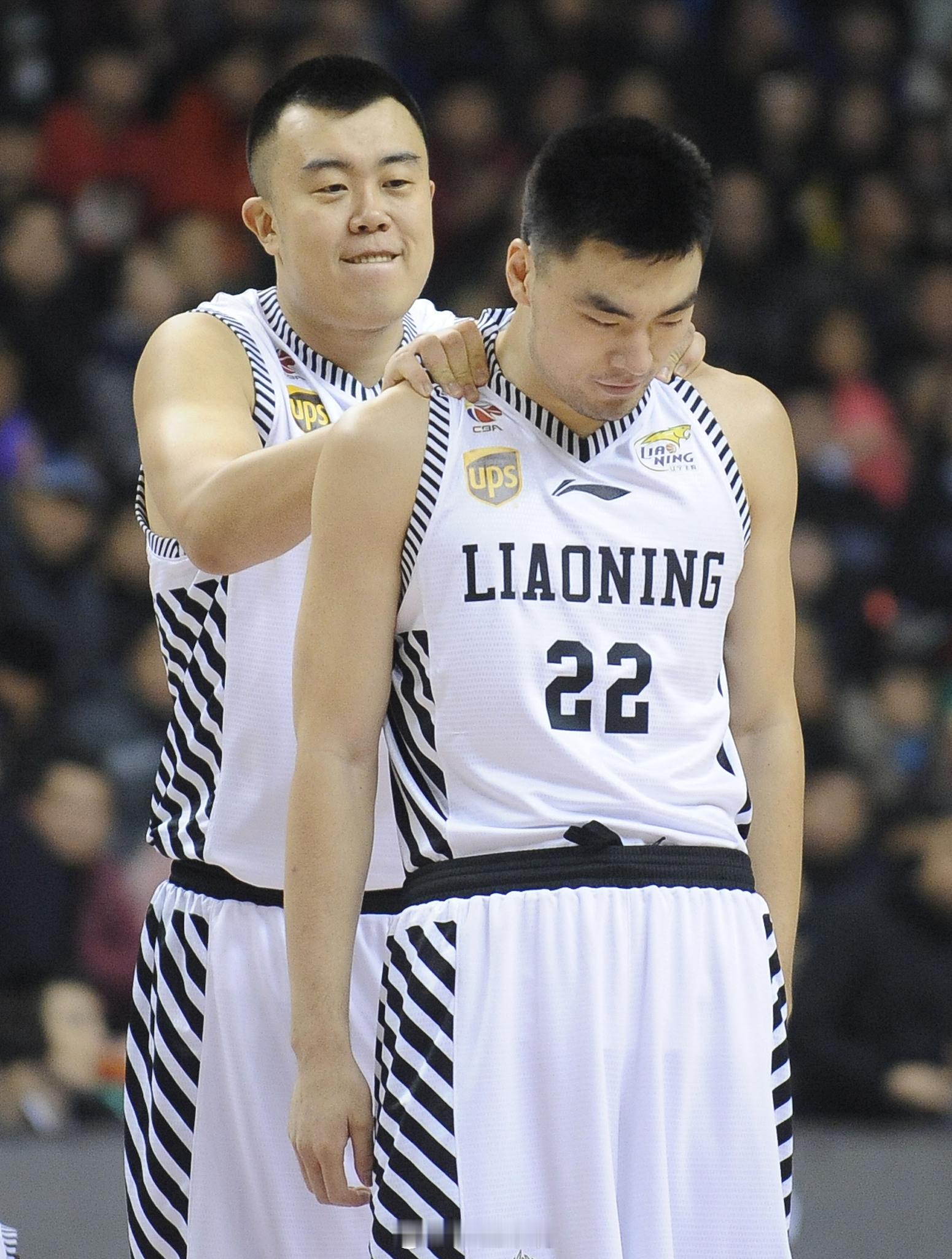 辽宁男篮续约李晓旭 兄弟，新赛季我歇了，你继续！ ​​​