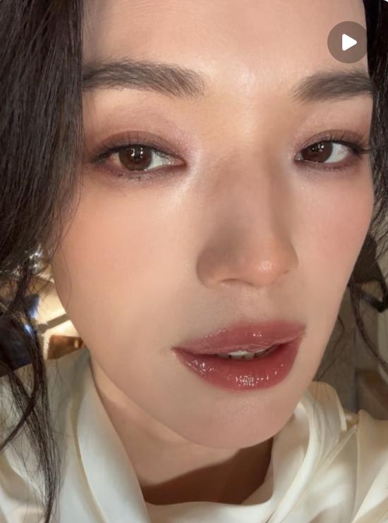 舒淇坦言为要孩子折腾9年，从40岁到49岁，试管、中药、针灸全试遍，看完真的破防