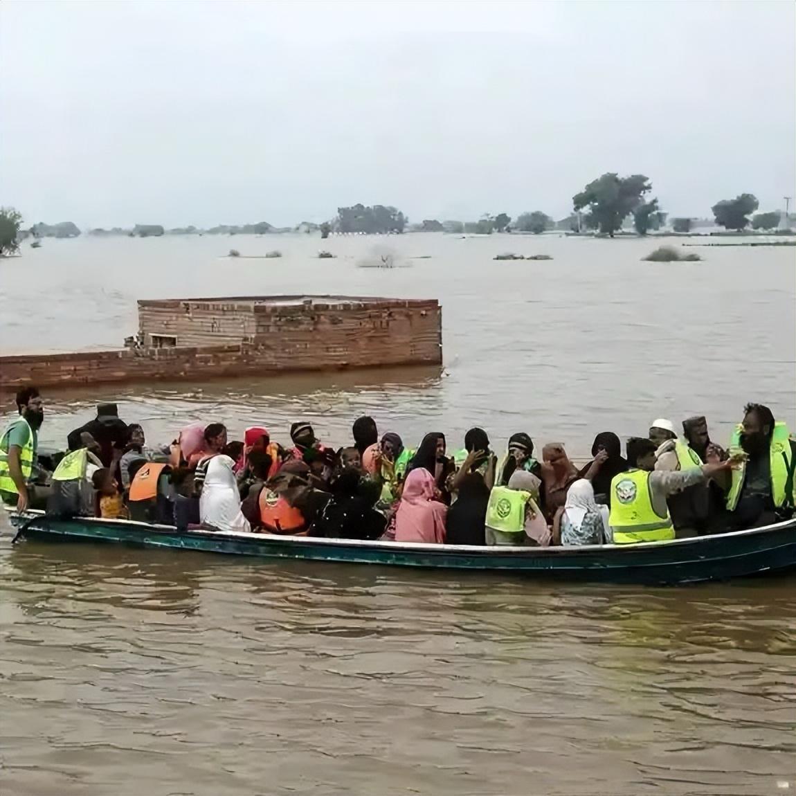 印度再施“水武器化”手段，无预警向巴基斯坦放水，冲击巴农业关键期的粮食与经济安全