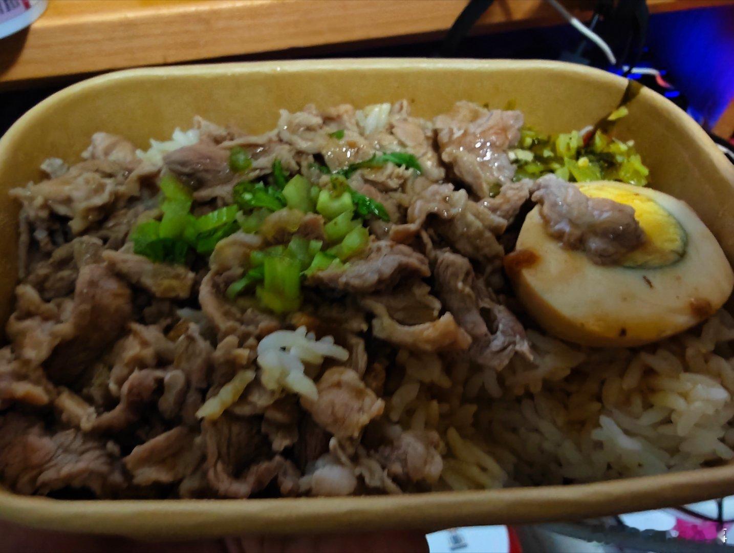36的牛肉饭也太少了[允悲][允悲] ​​​