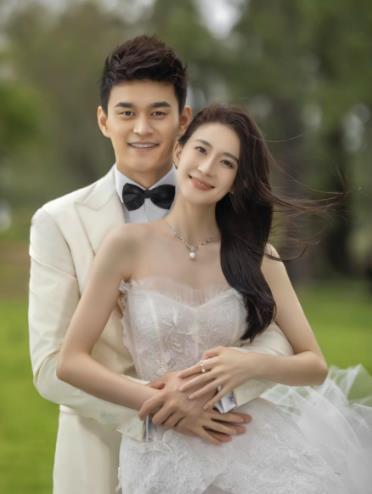 孙杨张豆豆有孩子了 原泳坛王者孙杨在节目里称，和老婆张豆豆在育有一女，孩子已2周