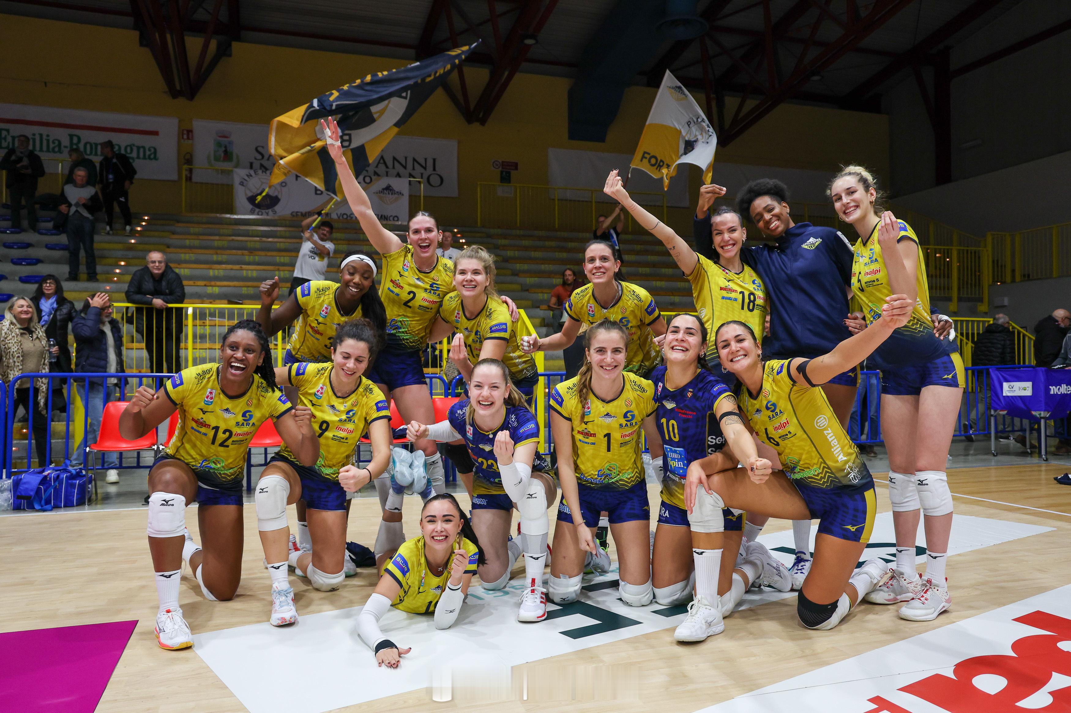 【意甲女排圣乔瓦尼和贝尔加莫惨遭大逆转】 11月12日，意甲女排第9轮，垫底的升