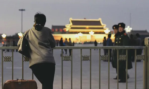 晚安🌙“每年的春天一来，实际上也不意味着什么，但我总觉得有什么大事发生似的，我