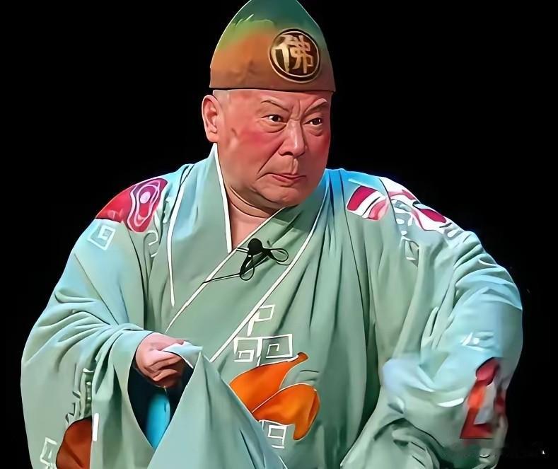 时代见闻：锋评l信口胡说，捅了蜂窝。
西安网评：红线不容“既兴”跨越，红色经典岂