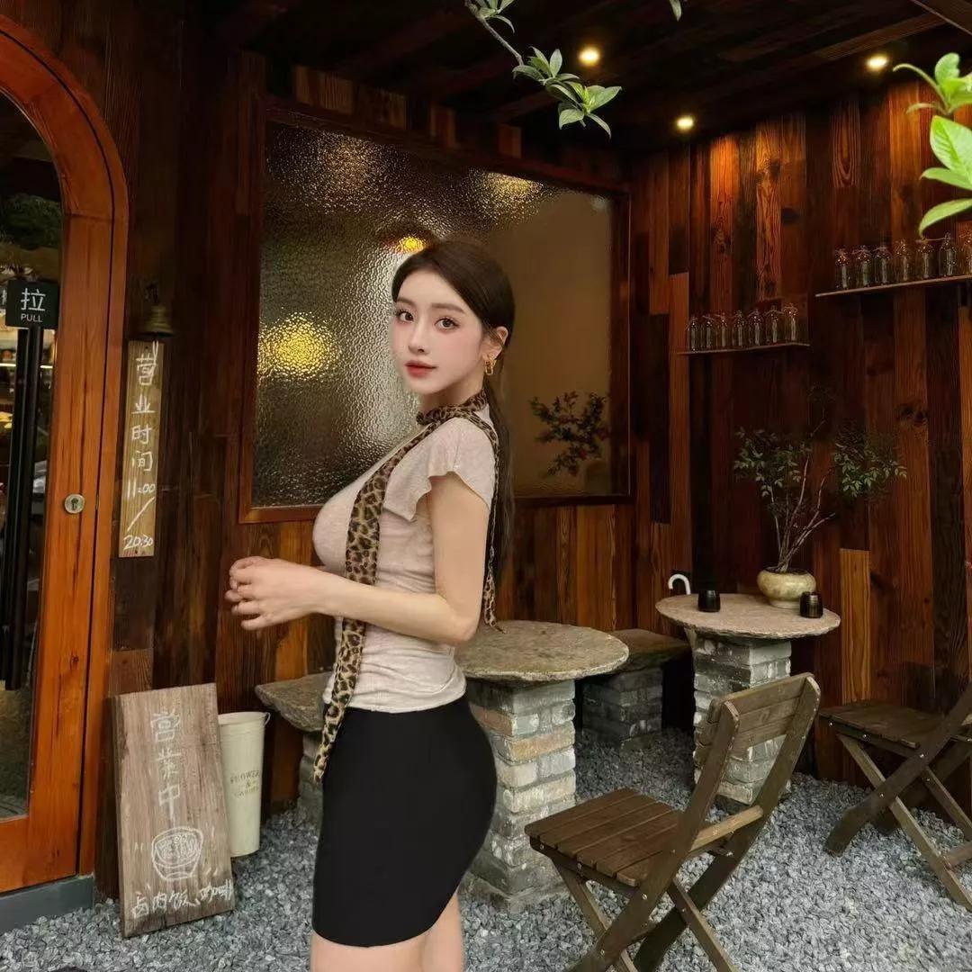 打卡复古日式餐厅，甜美穿搭出街甜美风穿搭分享 韩糸甜美穿搭 时尚探店穿搭 甜妹穿