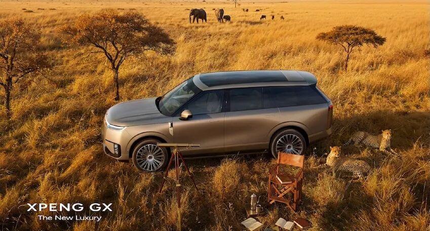 小鹏汽车最新的旗舰SUV，名字叫GX。大家都说这是大湾区揽胜。
设计确实也是走的