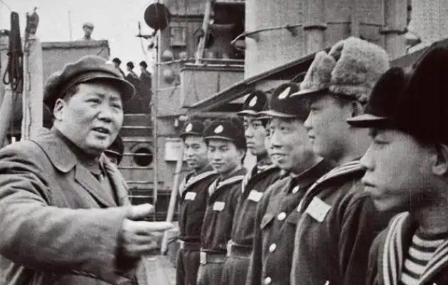 苏联解体，王震将军不禁感慨：还是毛主席看得远！
 
上世纪五六十年代，苏联在全世