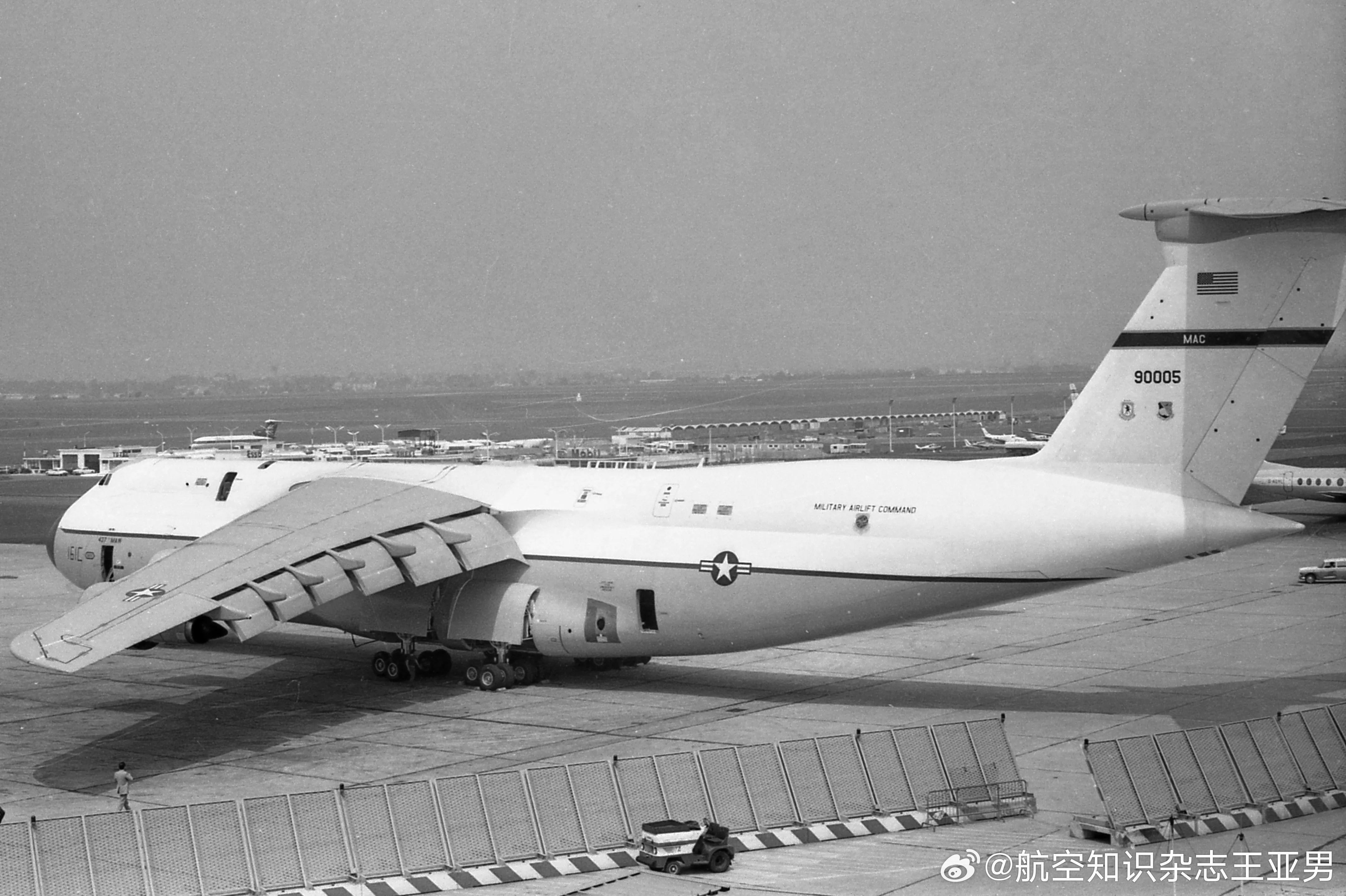 1971年巴黎航展黑白影集，那些老飞机，你还记得不？ ​​​