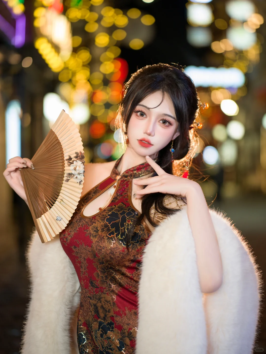 过来，给你二妈请安