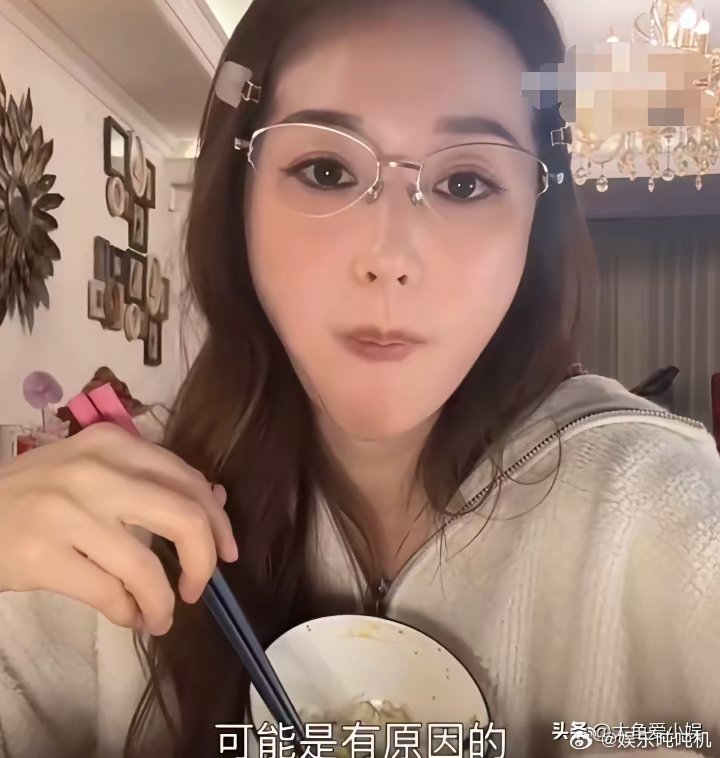 网友问吴佳尼：“你是嫌弃马景涛老了，不跟他复合吗？”吴佳尼说：“不是老了。我都跟