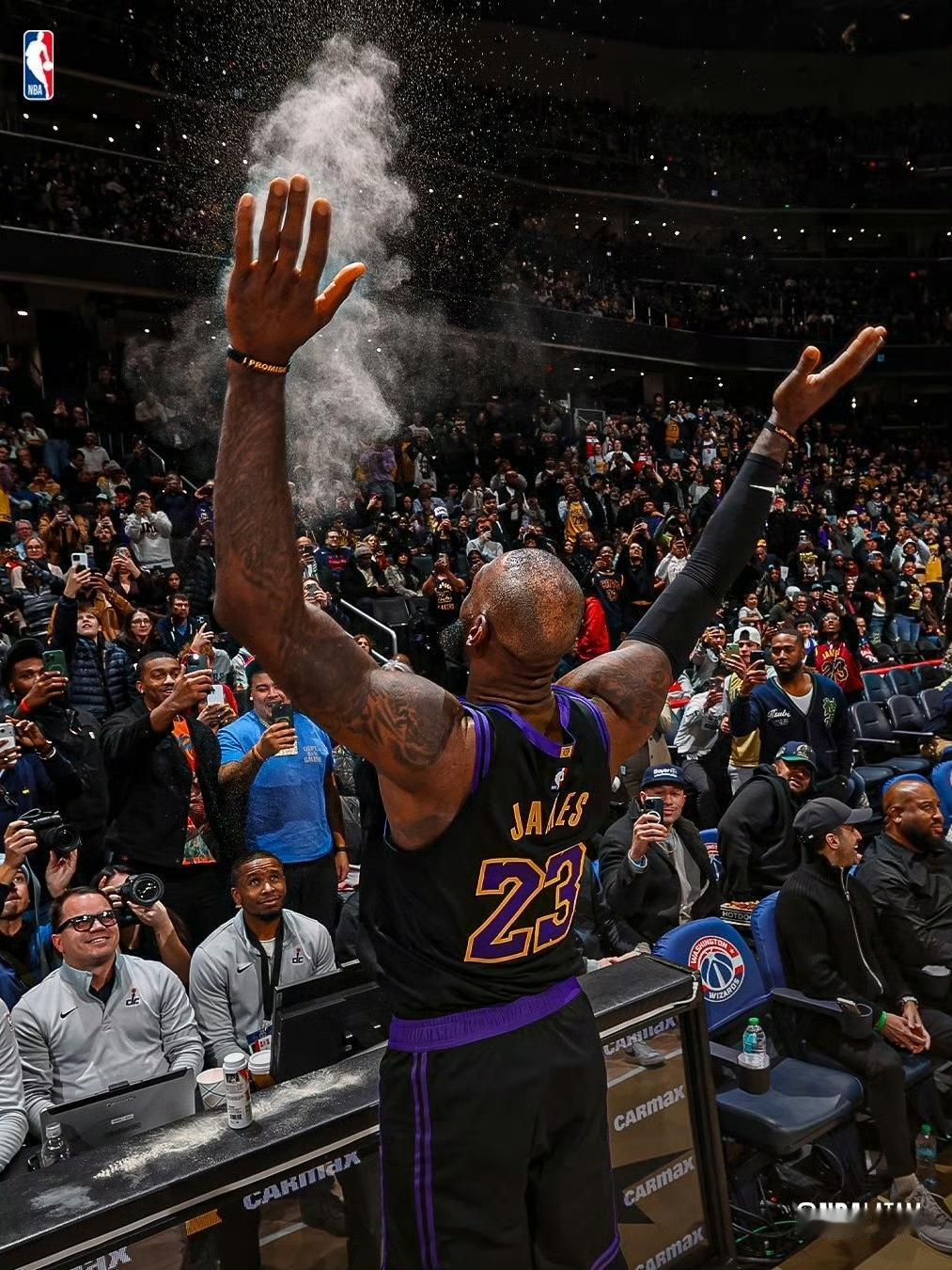 东契奇最近6场比赛表现很不错，场均35.8分10助攻9.2篮板1.5抢断，投篮命