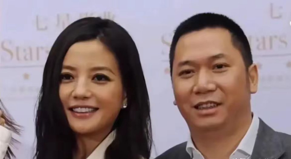 本就是有钱的富豪了，为什么要嫁一个又丑又难看的男人？ 