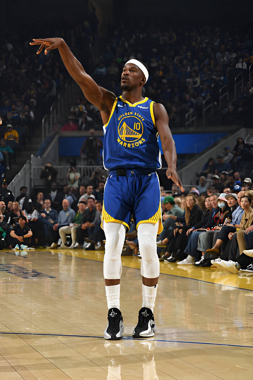 巴特勒生涯16000分  里程碑！巴特勒拿到个人生涯16000分！本场巴特勒已经