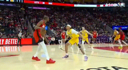 7失误——杜兰特破夹击能力太差了！
末节我湖每回合都提前夹击他（图1-5），阿杜