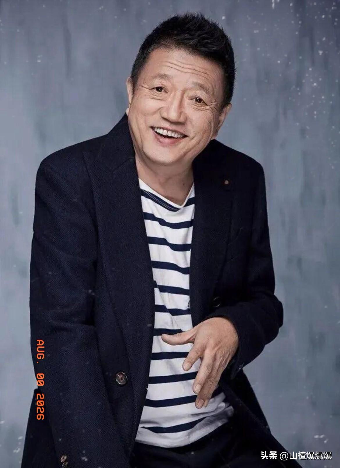 秦焰老师走了，
享年72岁，
这消息冷不丁一冒出来，心里还真咯噔了一下。

大家