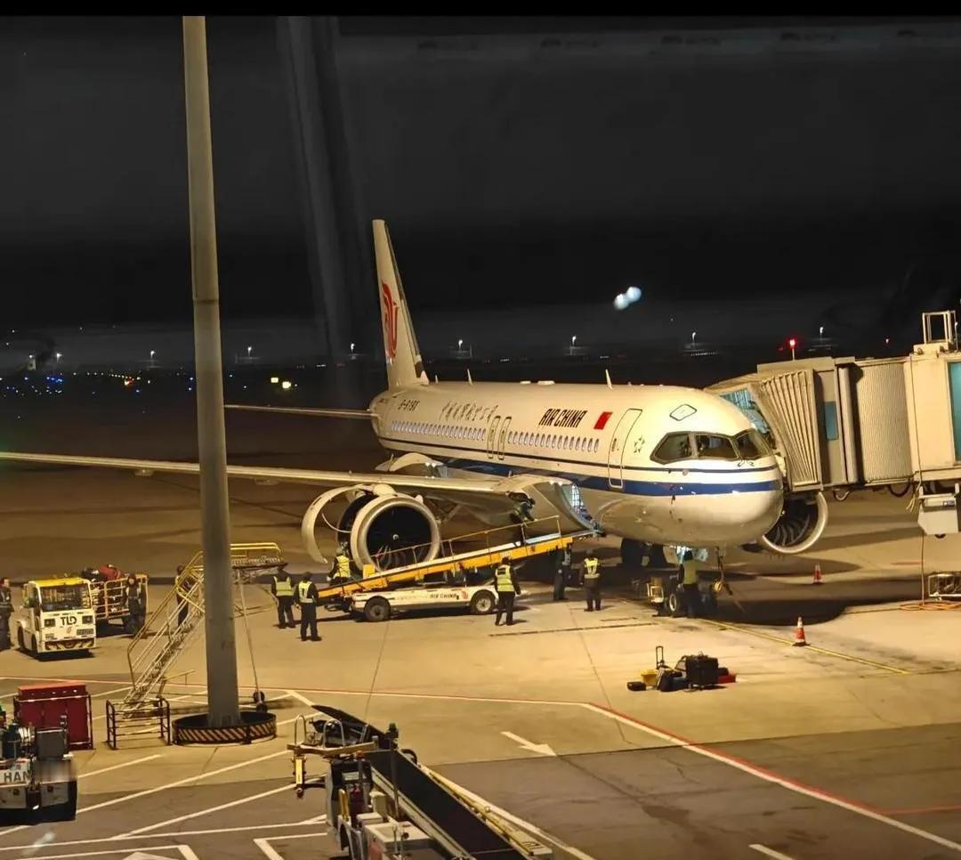 体验过C919了，下次不坐了从虹桥回北京，特意选了919感受一下，体验过后还是挺