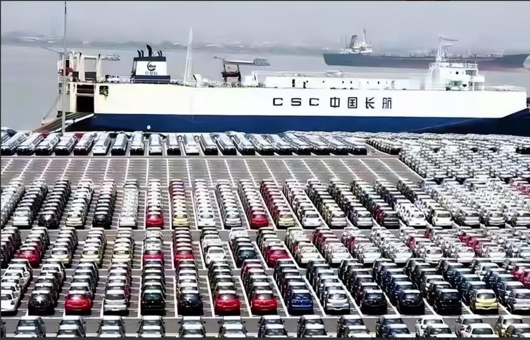 访华后，卡尼的 “野心” 藏不住了！

近日，加拿大总理卡尼的 “步子” 迈的有