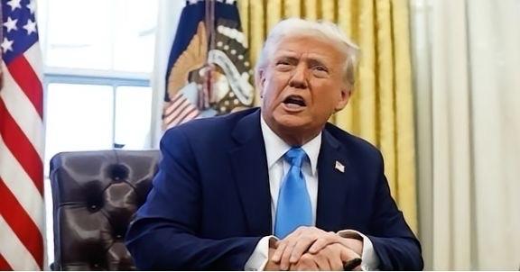 中国抛售3800亿美债；特朗普曾警告：美国有可能停摆。

这事儿看着数字大，其实