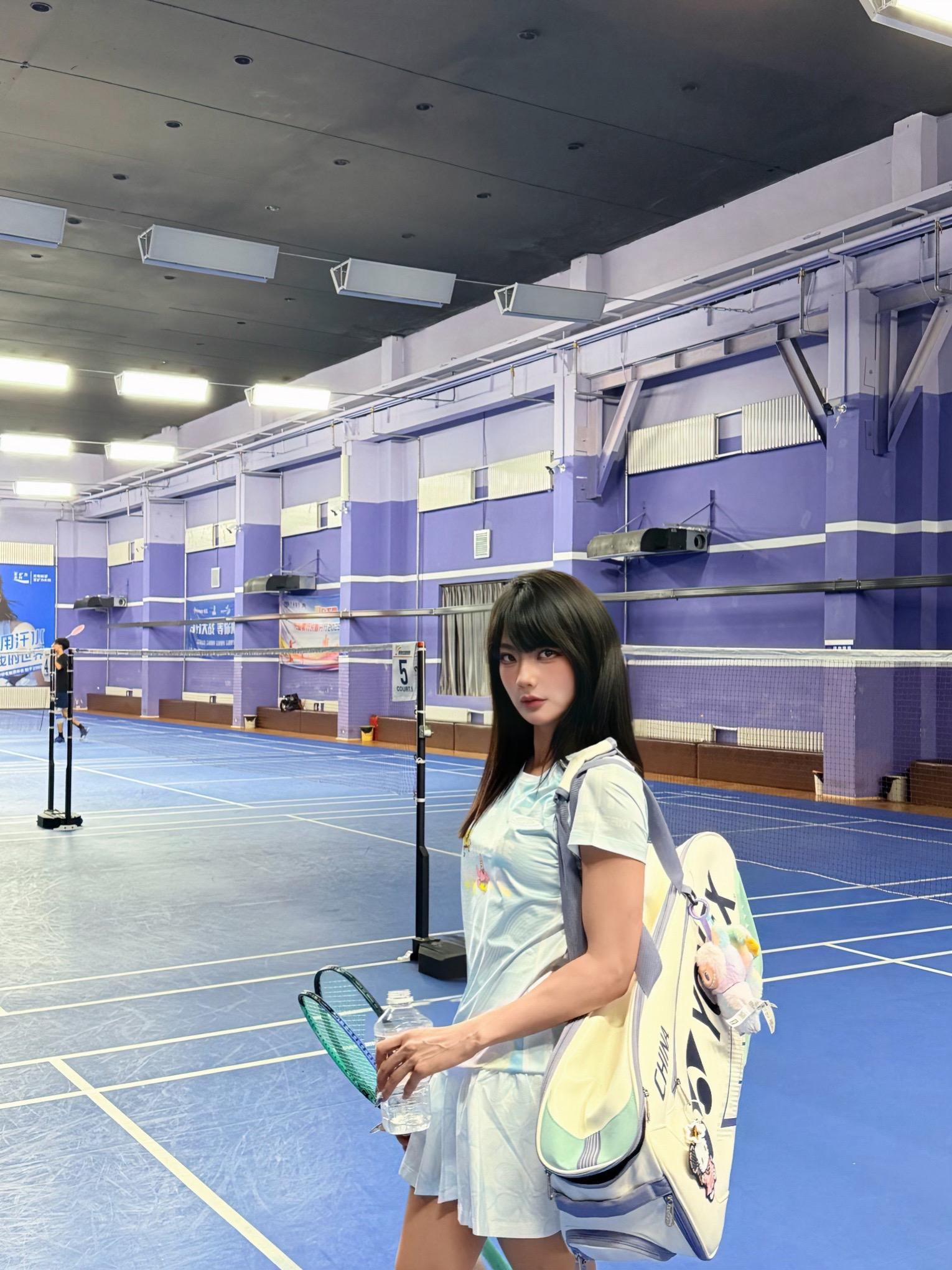 对不起 跟你说不打了 还是偷偷去了🏸。🏸运动女孩  🏸