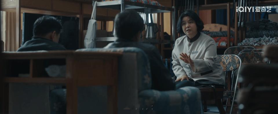 没有甘露寺的剧很少见了 深渊无间开局就是王炸，直接开启卧底调查主线，没有多余铺垫