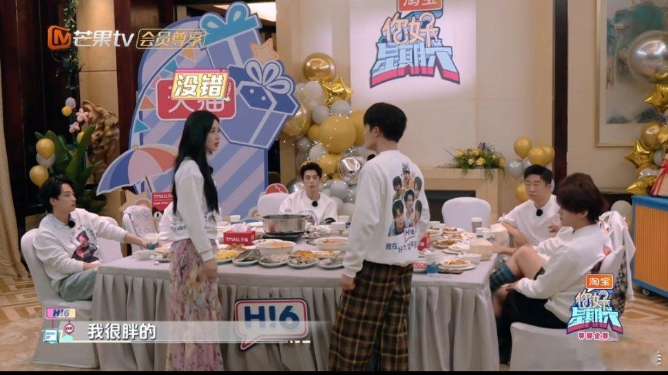 孟子义让檀健次2025不要再瘦了  孟子义在节目里对檀健次的体重“重拳出击”，直