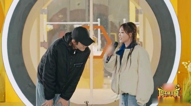 祝绪丹一句话让汪铎当场泪崩周五晚高疯周五快乐加码！综艺现场温情瞬间刷屏，祝绪丹简